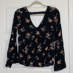 Socialite black floral tunic top (small)